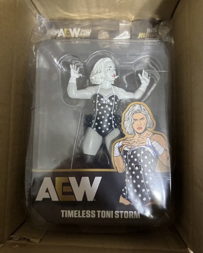 Aew toni storm big rubber - aew,